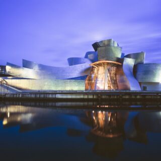 edificio-noche-guggenheim-bilbao-museoa